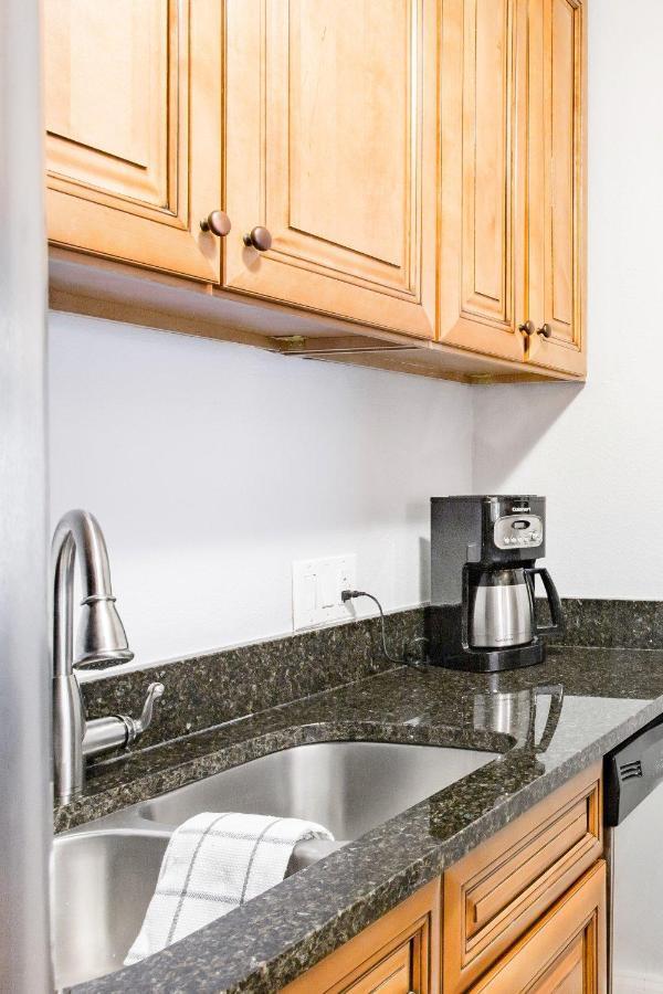 Apartamento 1700 Nueces Street Austin Exterior foto