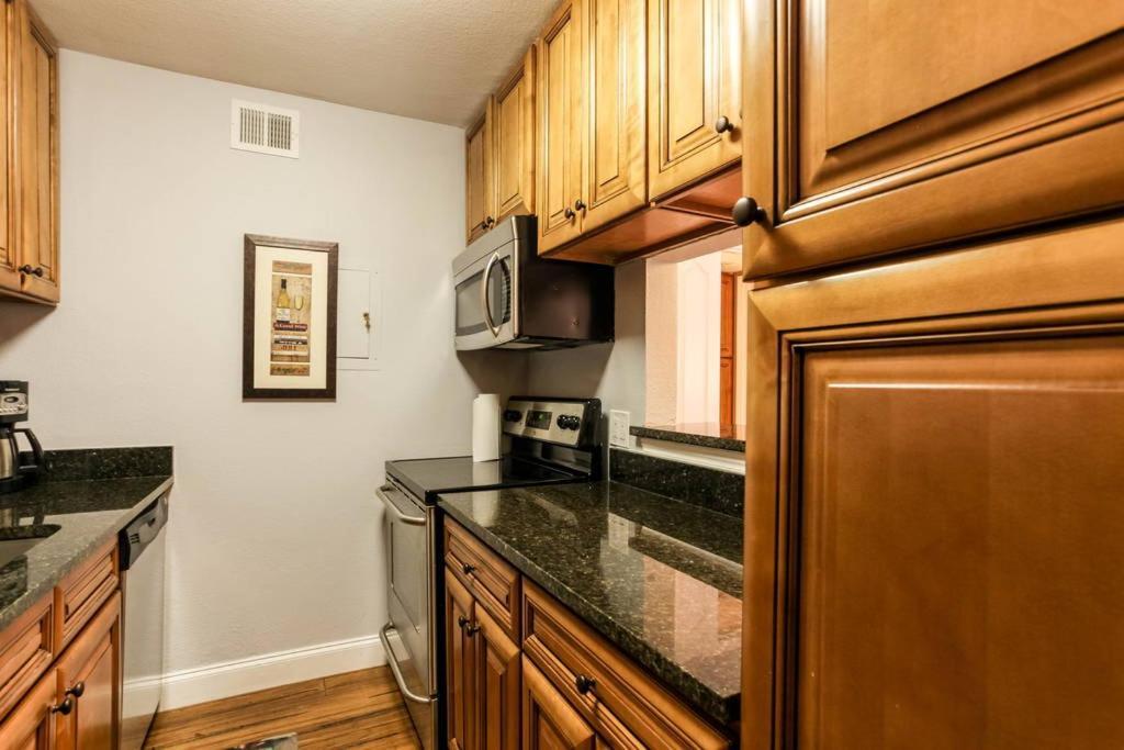 Apartamento 1700 Nueces Street Austin Exterior foto