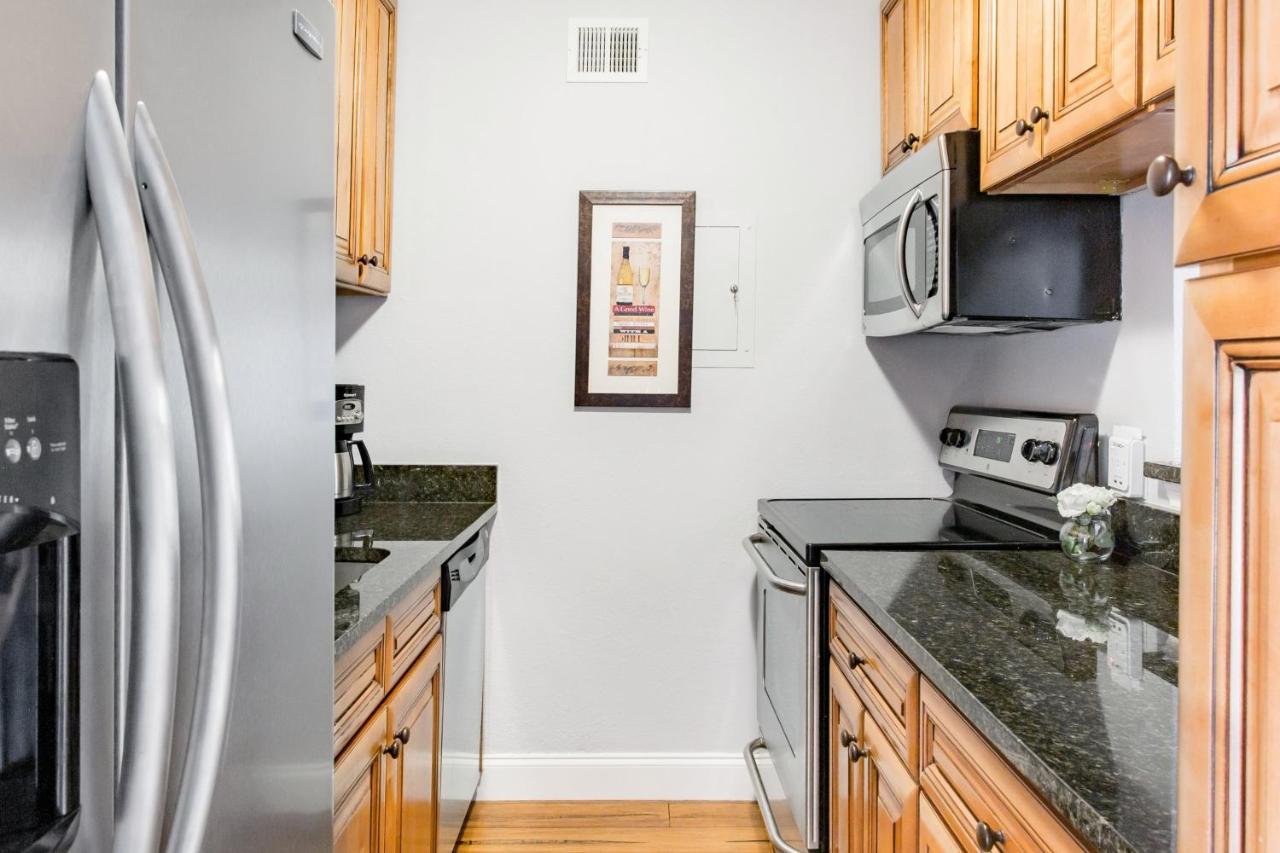 Apartamento 1700 Nueces Street Austin Exterior foto